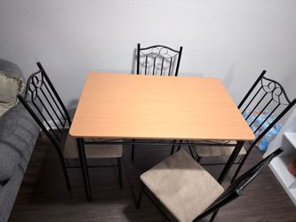 Juego de comedor / Dining
