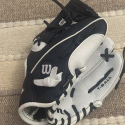 Softball/ Baseball Glove Kids Size 10”