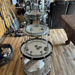 DW Design Series 4-Piece Acrylic Drum Set