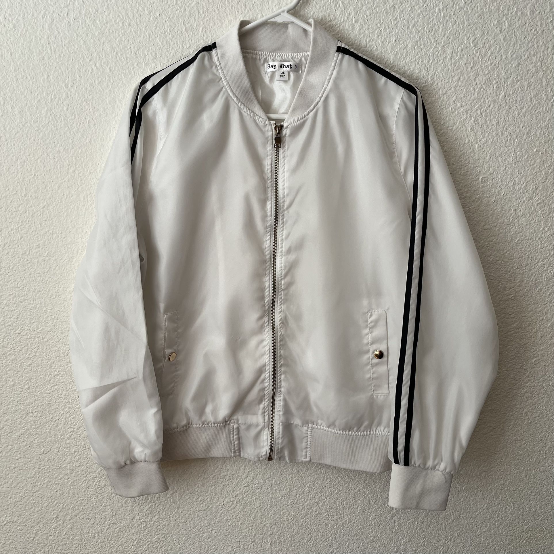 Vintage style white and black bomber jacket Size XL