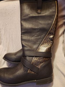 Michael Kor Boots