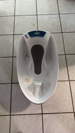 Aqua Scale Baby Bathtub