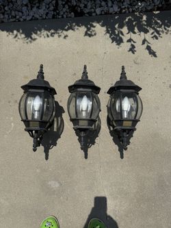 Outdoor Wall Lights