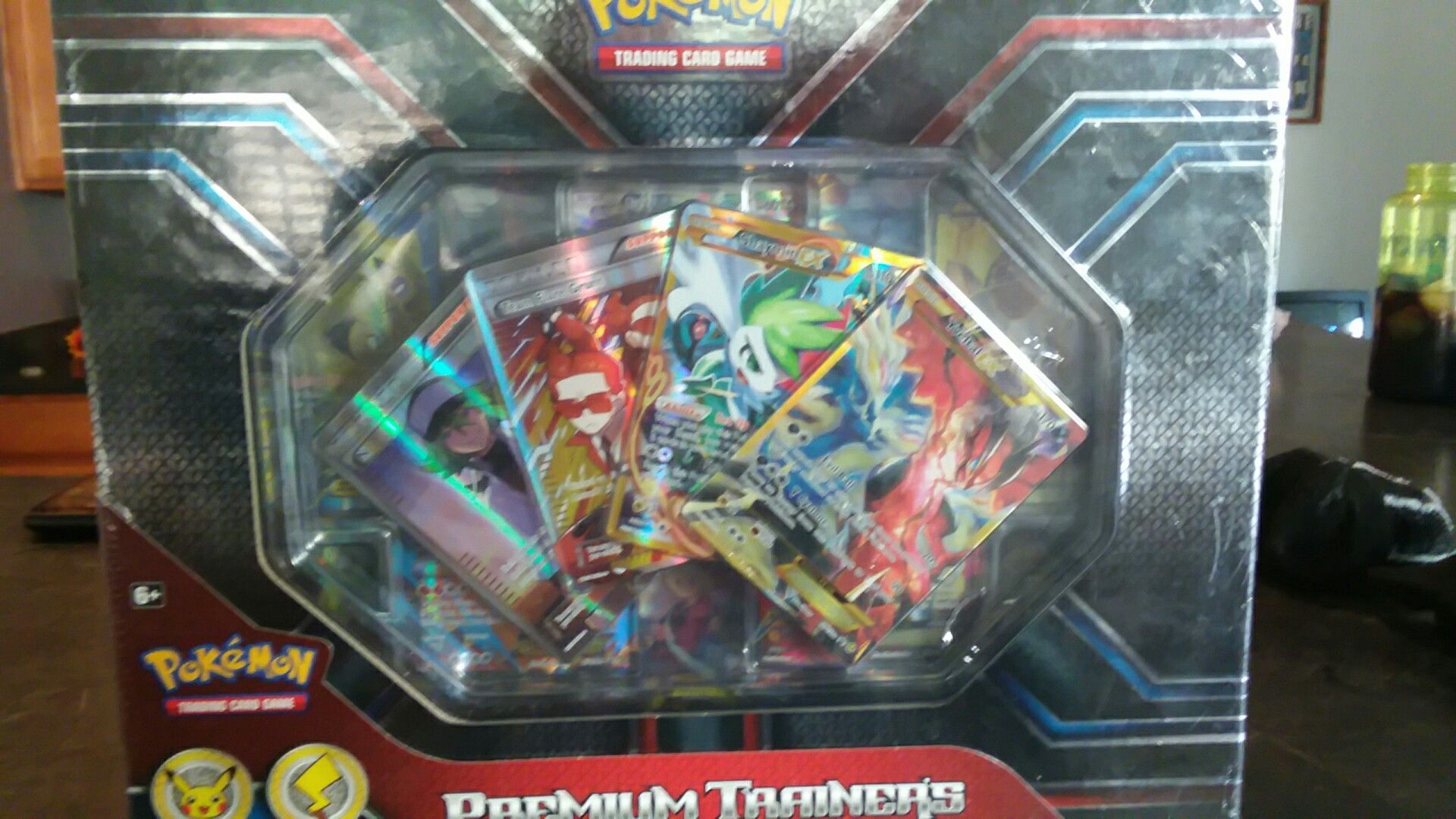 Pokémon Premium Trainer's XY Collection
