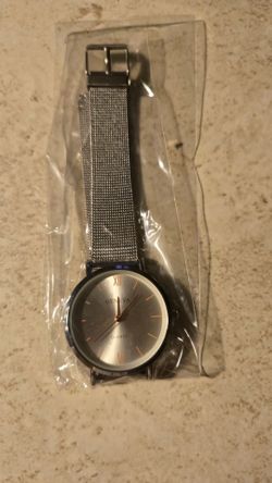 Geneva Quartz Watch Silver Mesh Band