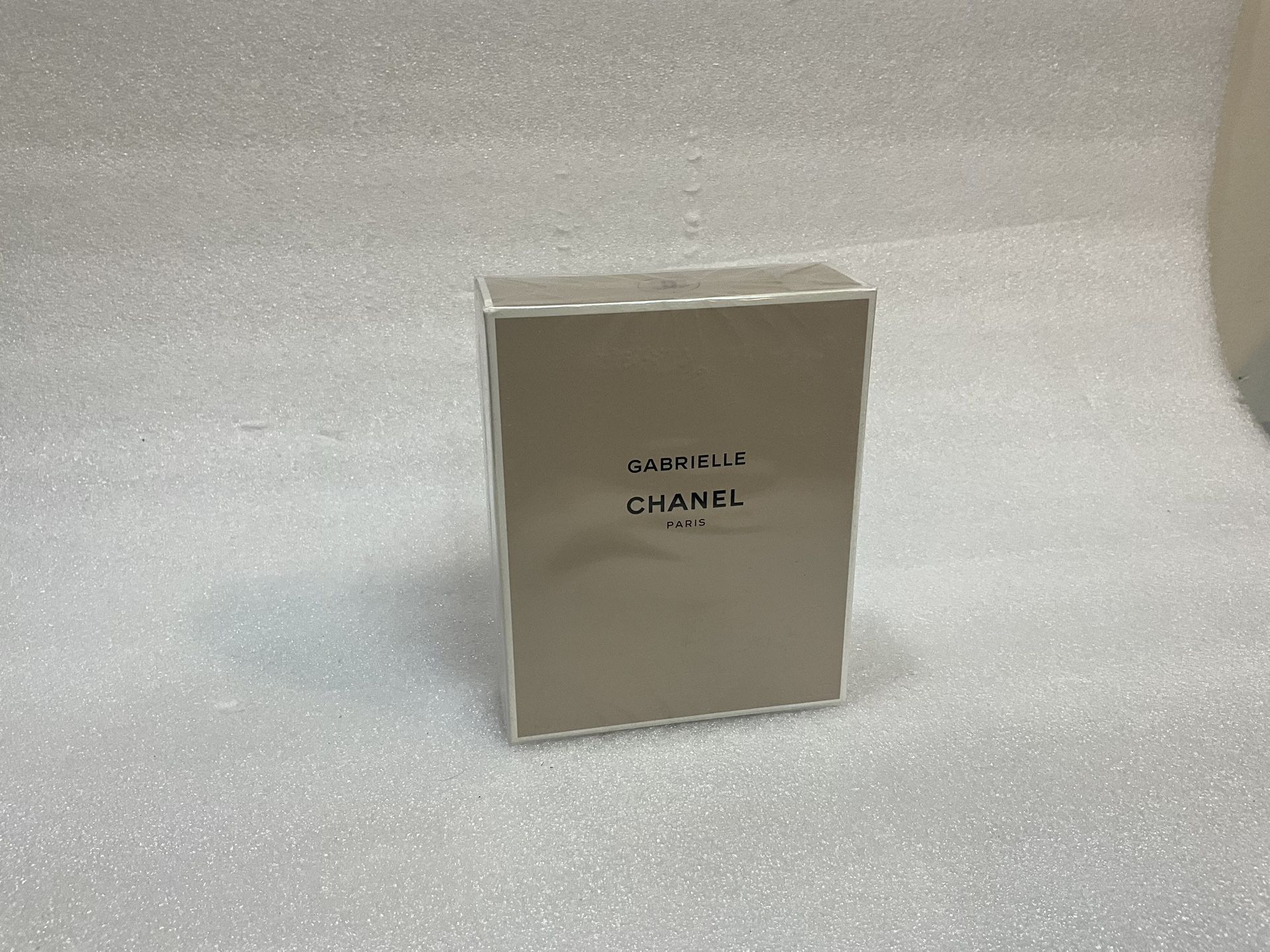 SEALED Gabrielle Chanel Paris Eau de Parfum 100ml 3.4oz Spray . The Chanel Gabrielle 3.4oz. Women's Eau De Perfume Spray is a luxurious fragrance by C