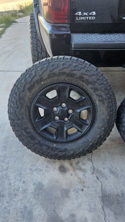 Wheels And Or Tires 5x127 285 70 17