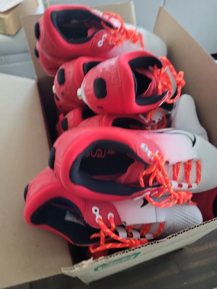 New Nike Hyperdiamond 4 Elite CZ5917-600 Softball Cleats Women's Red White
