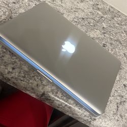 MacBook Pro ( macOS Sierra )