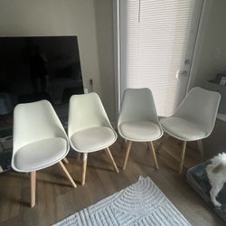 Set of 4 Dining Chairs