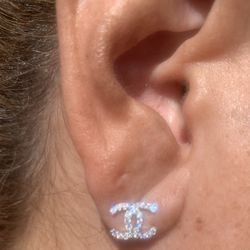 New Small Women's Sterling Silver Diamond Earrings