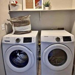 3 Yr Old Like New Samsung Large Capacity Washer & Dryer-Can Stack