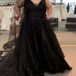Black Prom Wedding/Prom Dress
