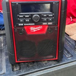 M 18 Milwaukee Bluetooth Radio Speaker Tool Only Good Working Condition