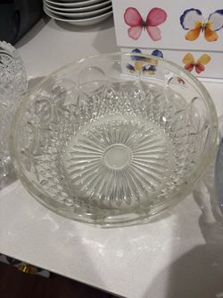 Serving plates and bowl