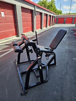 $600 Free Weights Setx4 + Hammer Strength Plate Loaded Seated Leg Curl for $850. Miami. Delivery fee. Professional-grade Hammer Strength seated leg c