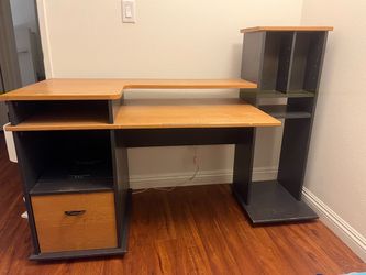 Desk (free)