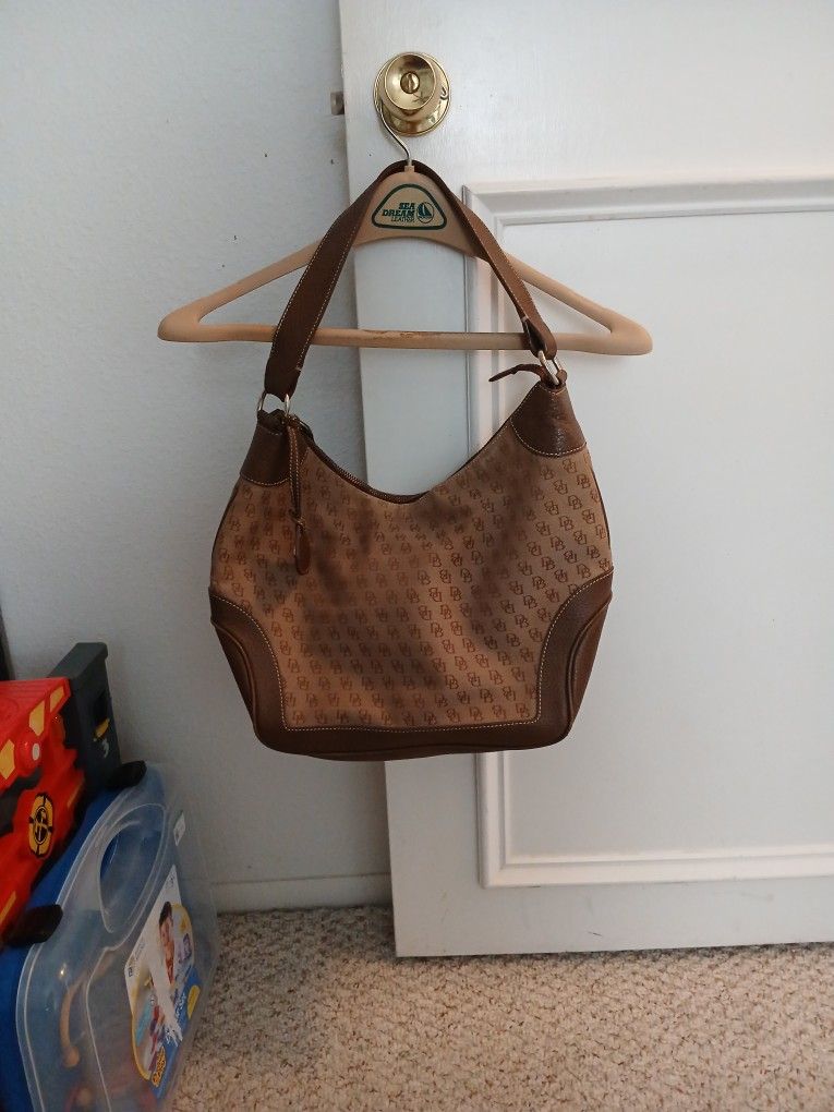 Dooney & Bourke Purse