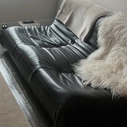 Faux Leather 2 Seater Loveseat Impression Togo