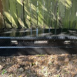 HUSKY TRUCK TOOLBOX