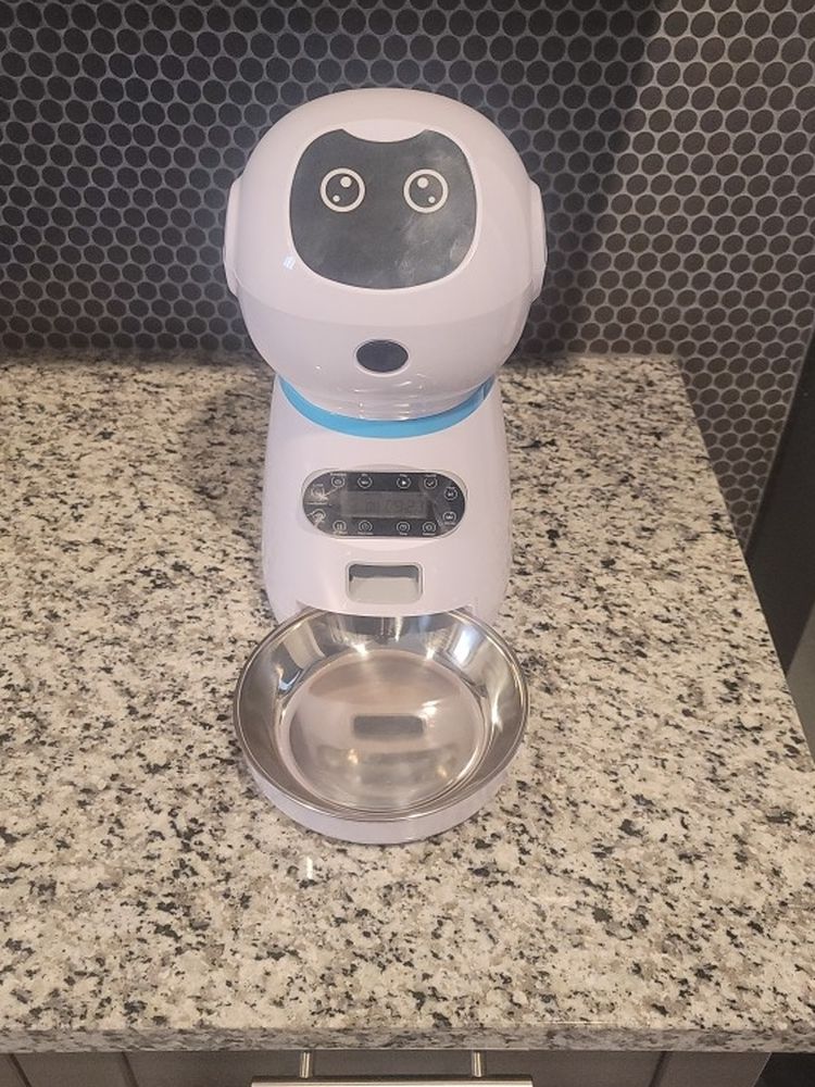 Automatic Pet Feeder