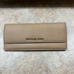 Michael Kors wallet