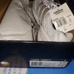 Adidas Woman's Sz 9.5,8.5, 7,7.5,6 Running Shoes