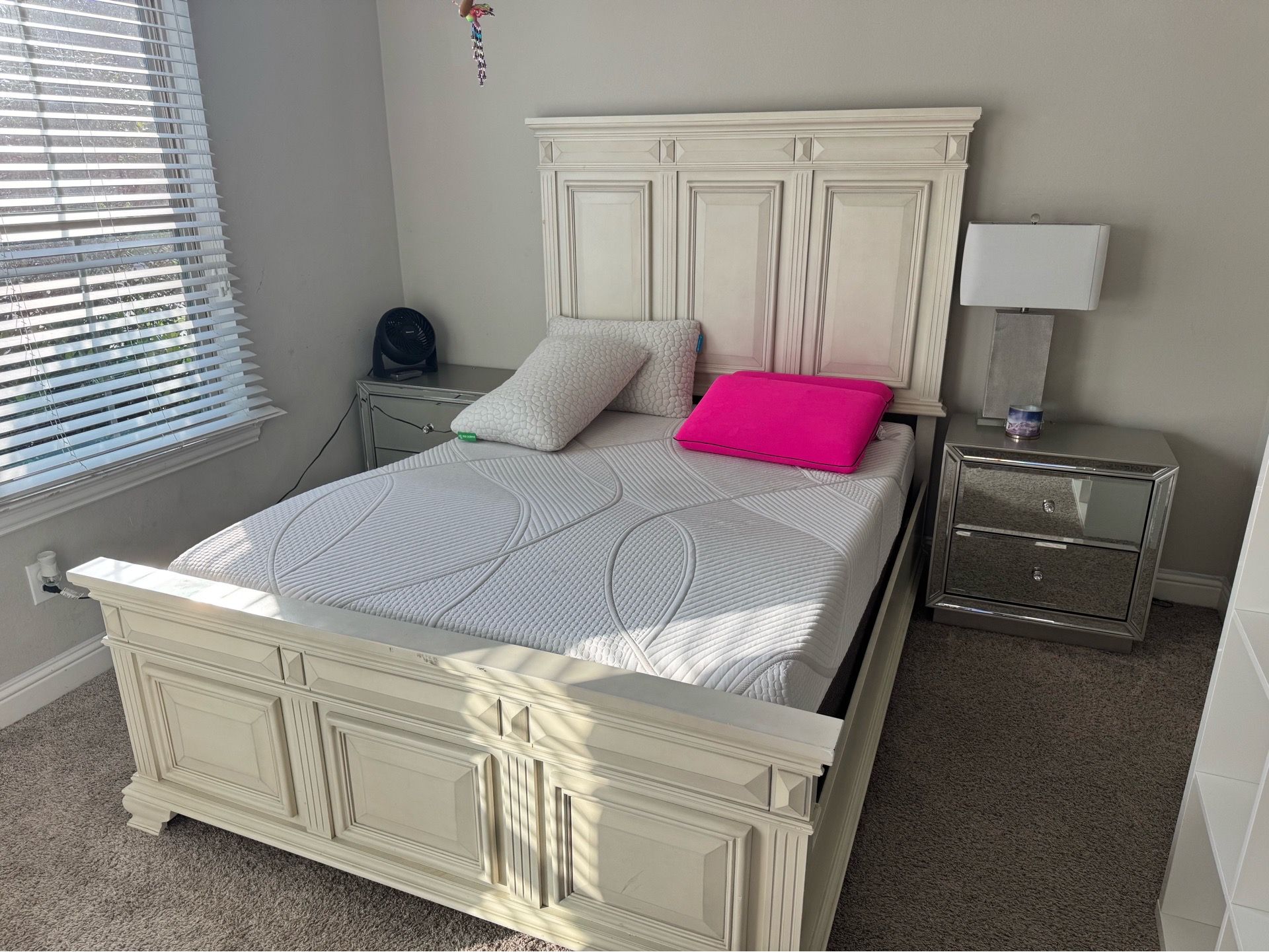 Bedroom set