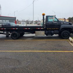 Flatbed Diesel Tow Truck Automatic