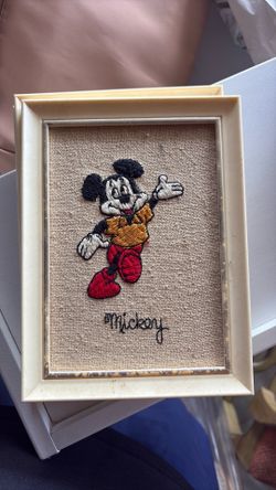 Mickey Donald figaro bashful