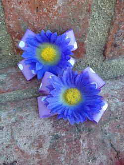 Polk dot flower clips