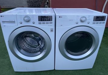 Washer and Gas Dryer