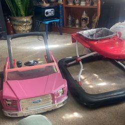 2 Pieces Baby Walker Price 24$. Pick Up. In E. Tacoma 