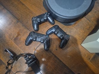 3 Wireless Sony ps4 controllers