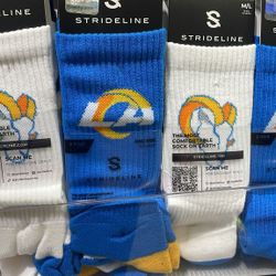 🚨 RAMS FANS, GEAR UP FOR GAME DAY! 🐏💙💛
Score these epic Strideline LA Rams Premium Crew Socks