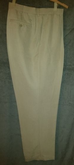 Havana shirt co pants 38/32 65% Rayon + 35% polyester Cream color Made in China Trousers Flat Front
