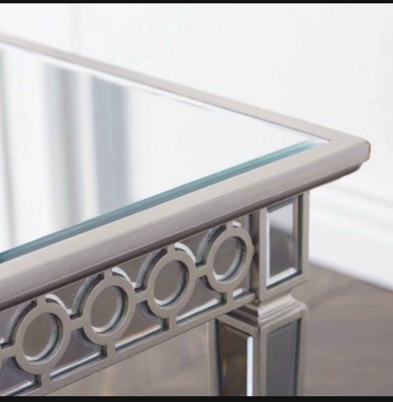 ZGallery Dining Table 