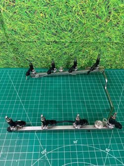 07-12 MERCEDES X164 GL450 ML550 GL500 SL550 FUEL INJECTION RAIL OEM