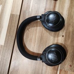 jbl live 660nc noise cancelling