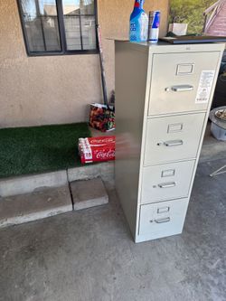4 drawer HON beige filing cabinet