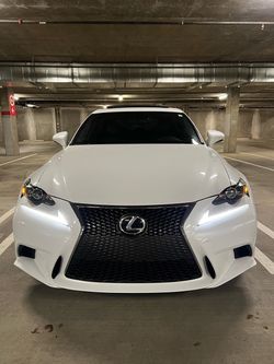 2016 Lexus IS
