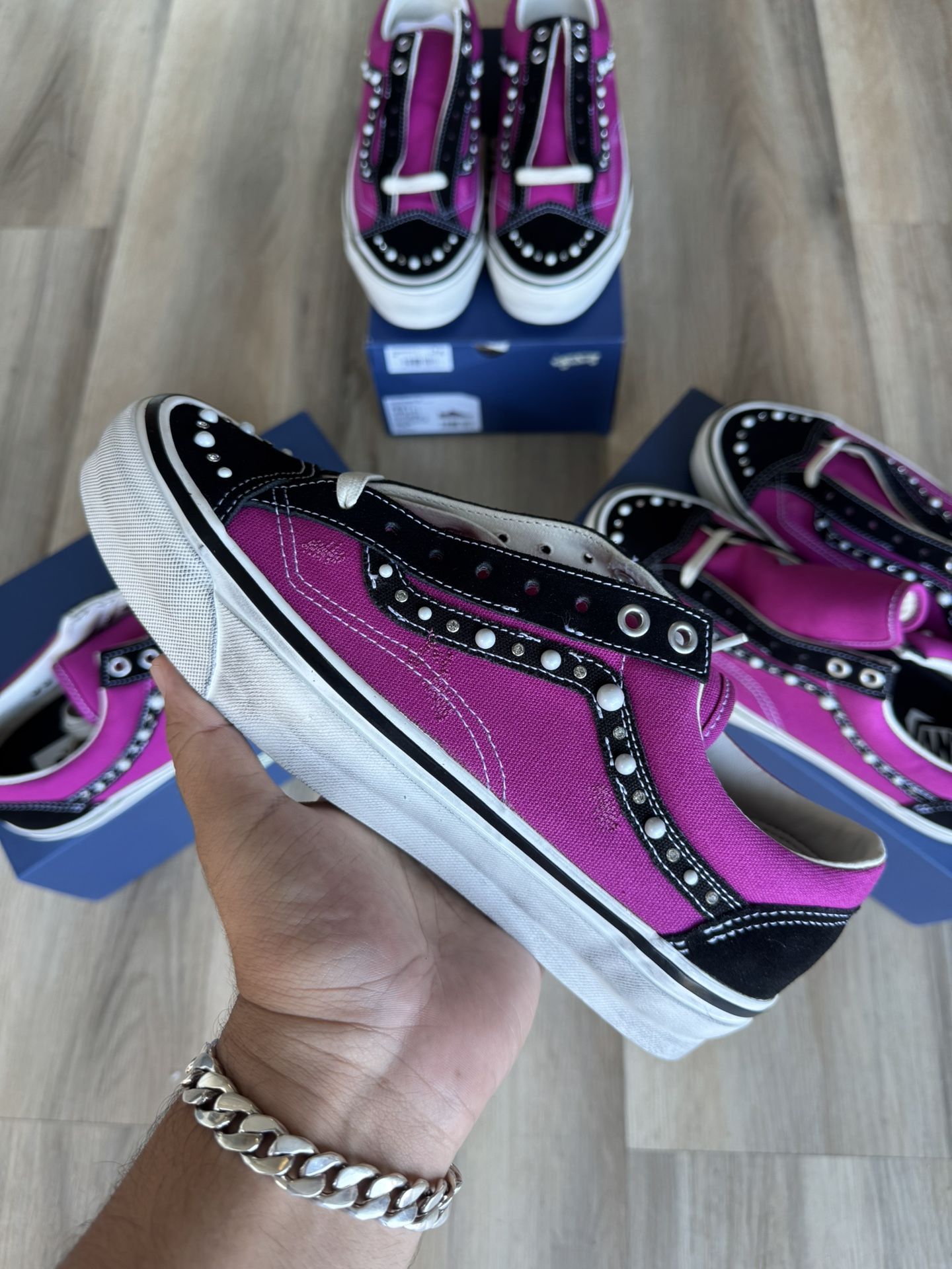 Vans 36 Old Skool “Pearlized” Fuchsia Red Size 11