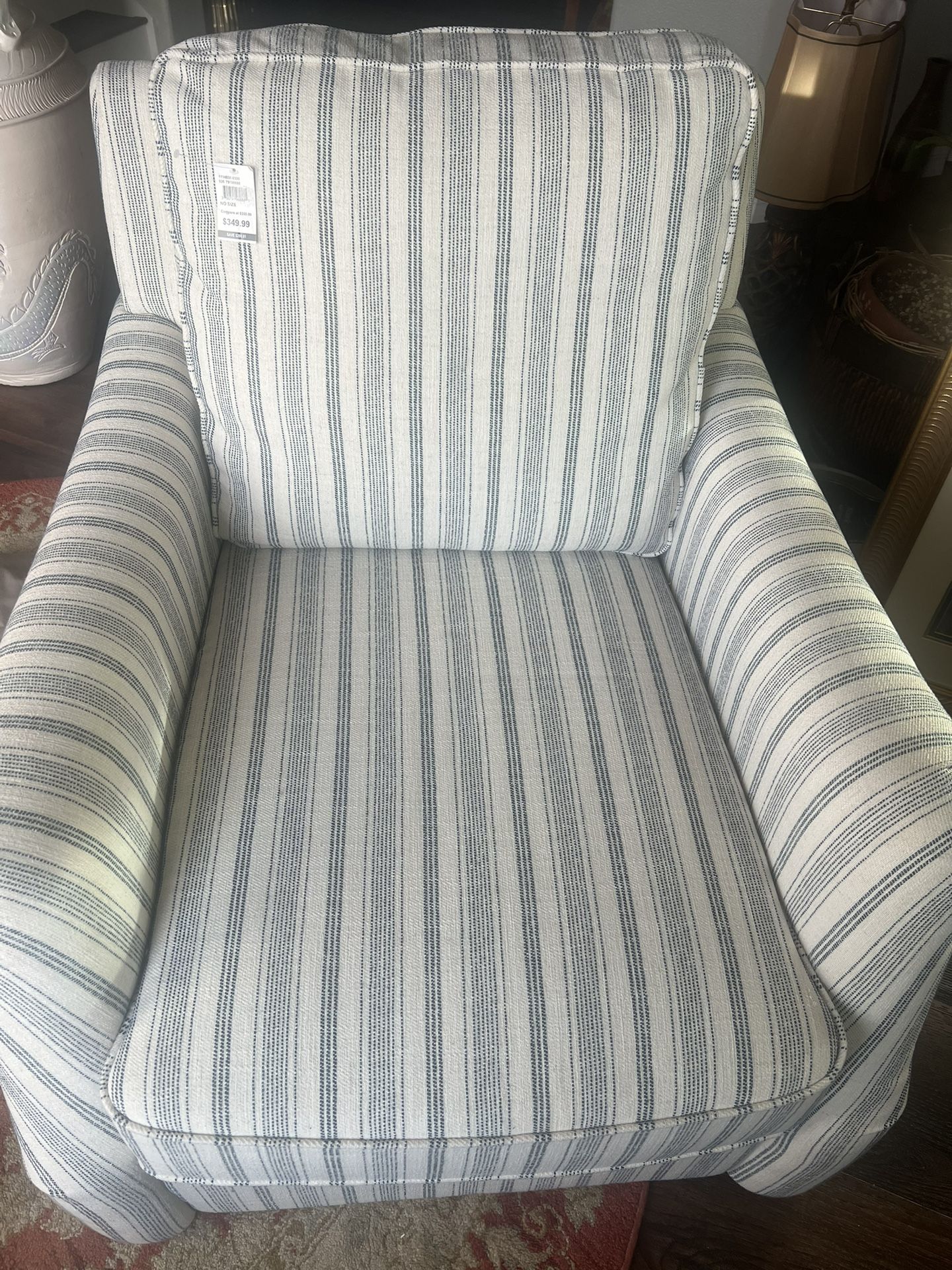 Brand New Comfy Bedroom / Den Swivel Chair