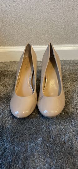 Kelly & Katie Nude Heels Size 10