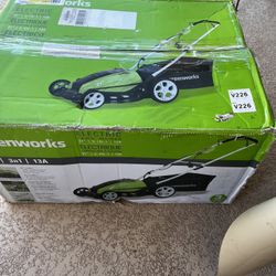 Lawnmower 