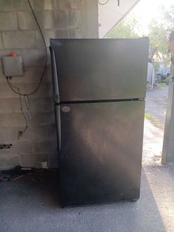 Amana used refrigerator