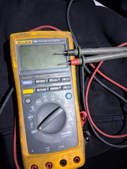 Fluke 189 True RMS Multimeter