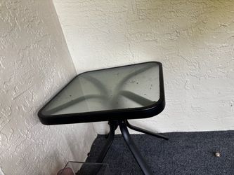 Outdoor glass table