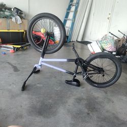  Fit And Subrosa Custom Bmx  20.75 Frame 2.4 Wide Wheels 