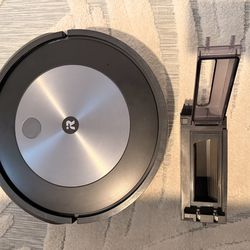 iRobot Roomba J7